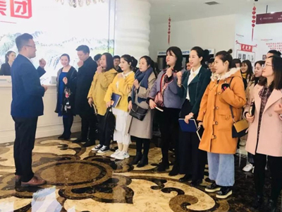 熱烈歡迎丨昌禾商學(xué)院，柔然彩虹隊光臨寧夏昌禾裝飾參觀學(xué)習(xí)！