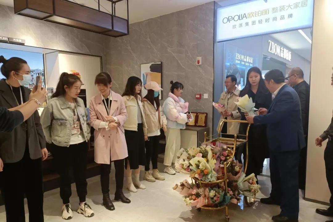 昌禾裝飾丨特別的愛給特別的你，對你的“愛”從未缺席~